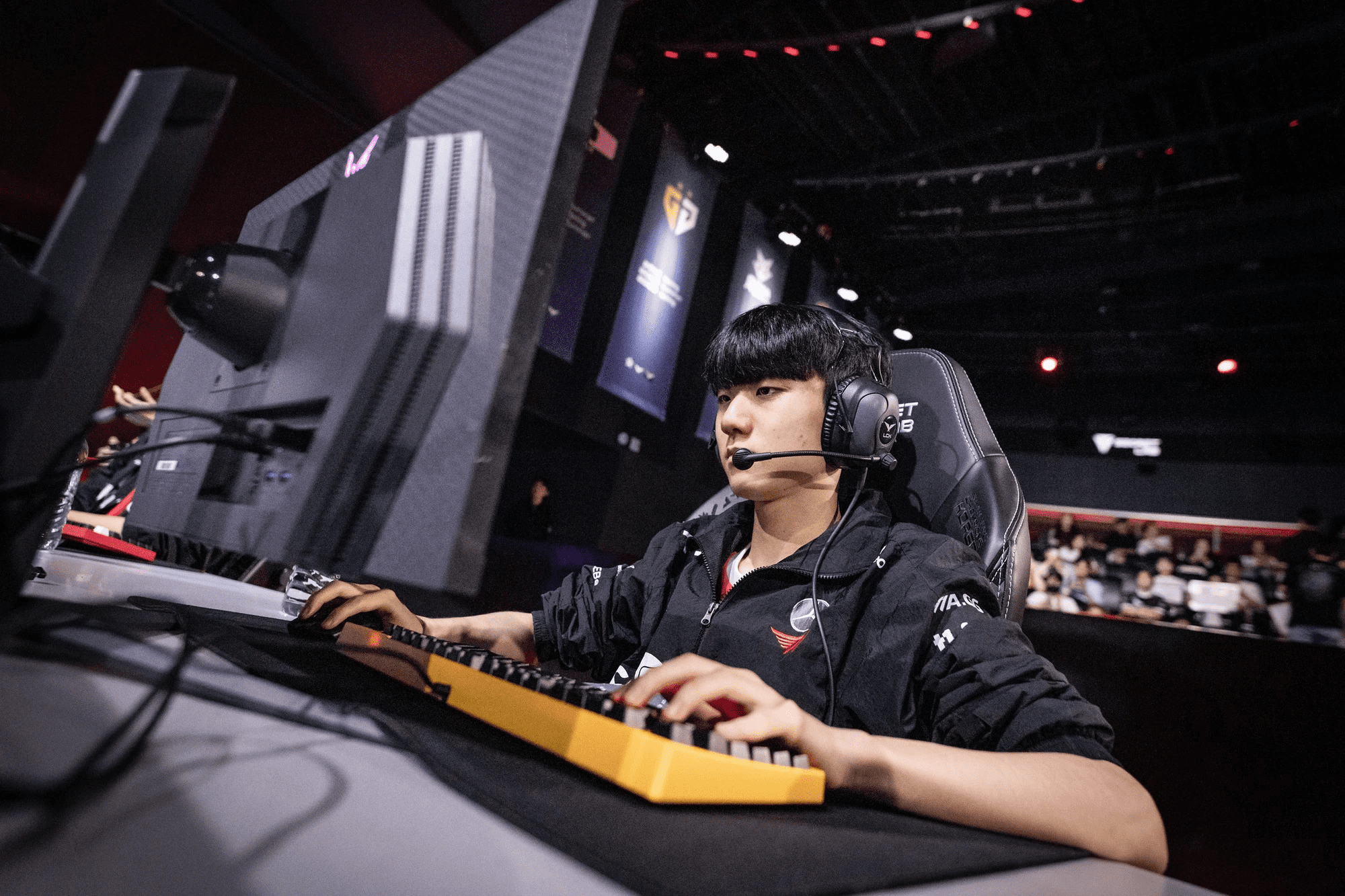 Therefore, when there is a personnel change, T1 faces issues immediately