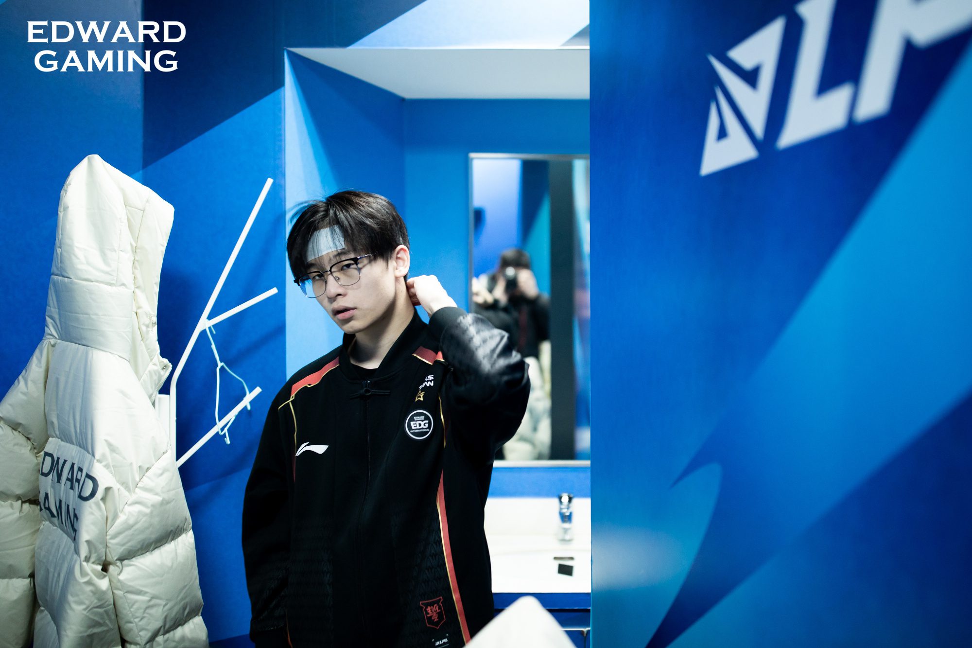 EDG is at the peak of disappointment in LPL Spring 2024