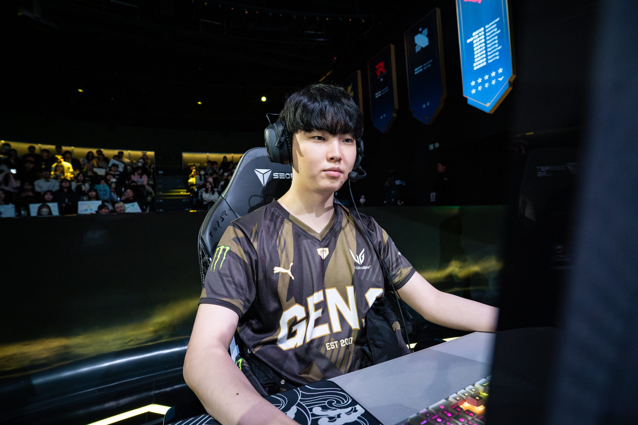 Chovy is increasingly refining his playstyle and shows dominance regardless of who the opponent is
