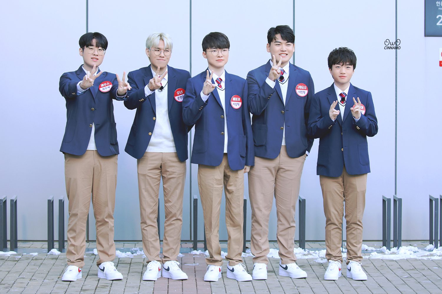 T1 members participating in Knowing Bros recently