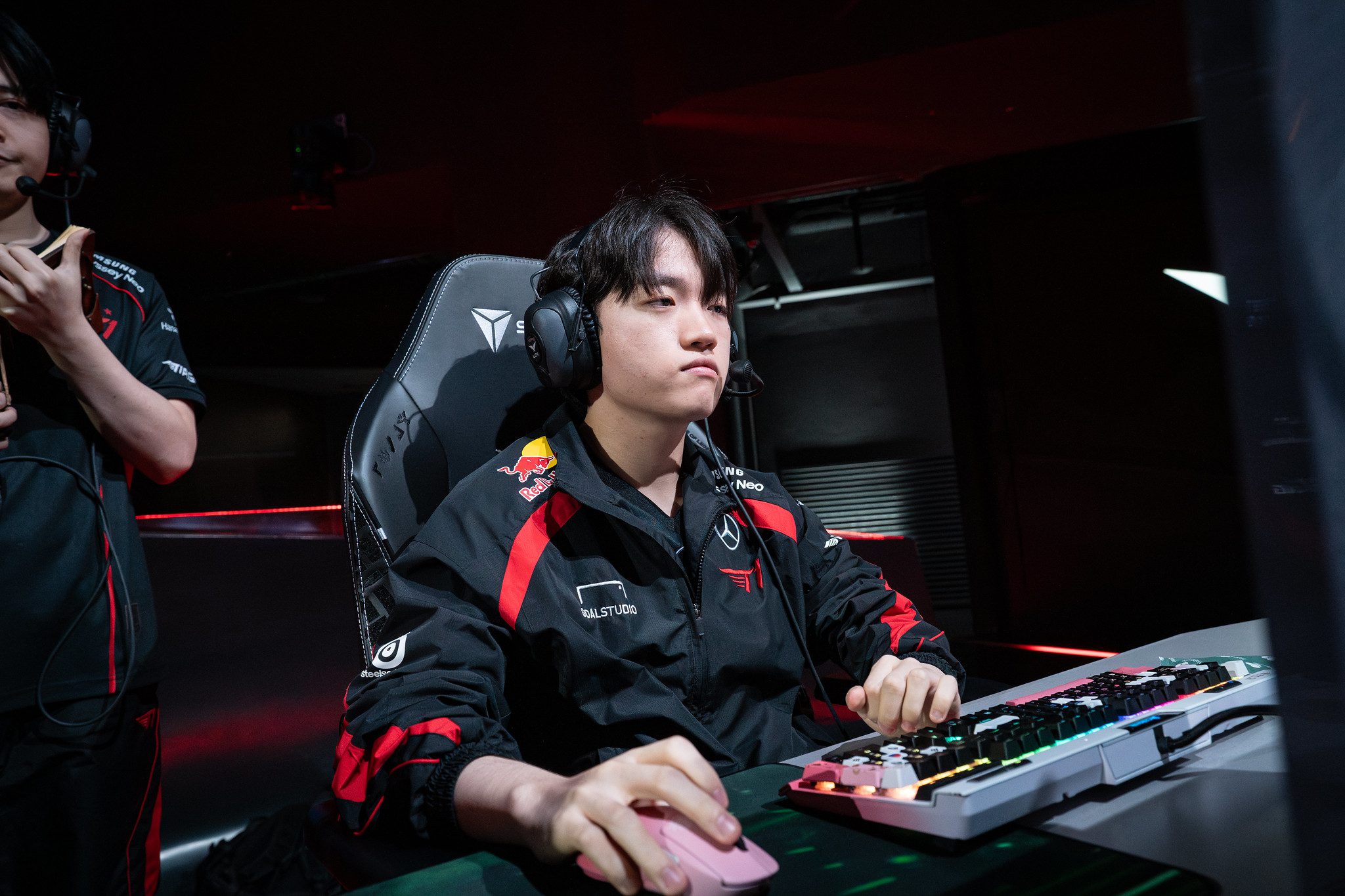 T1 continues to lose to HLE in the final days of the LCK Spring 2024 group stage