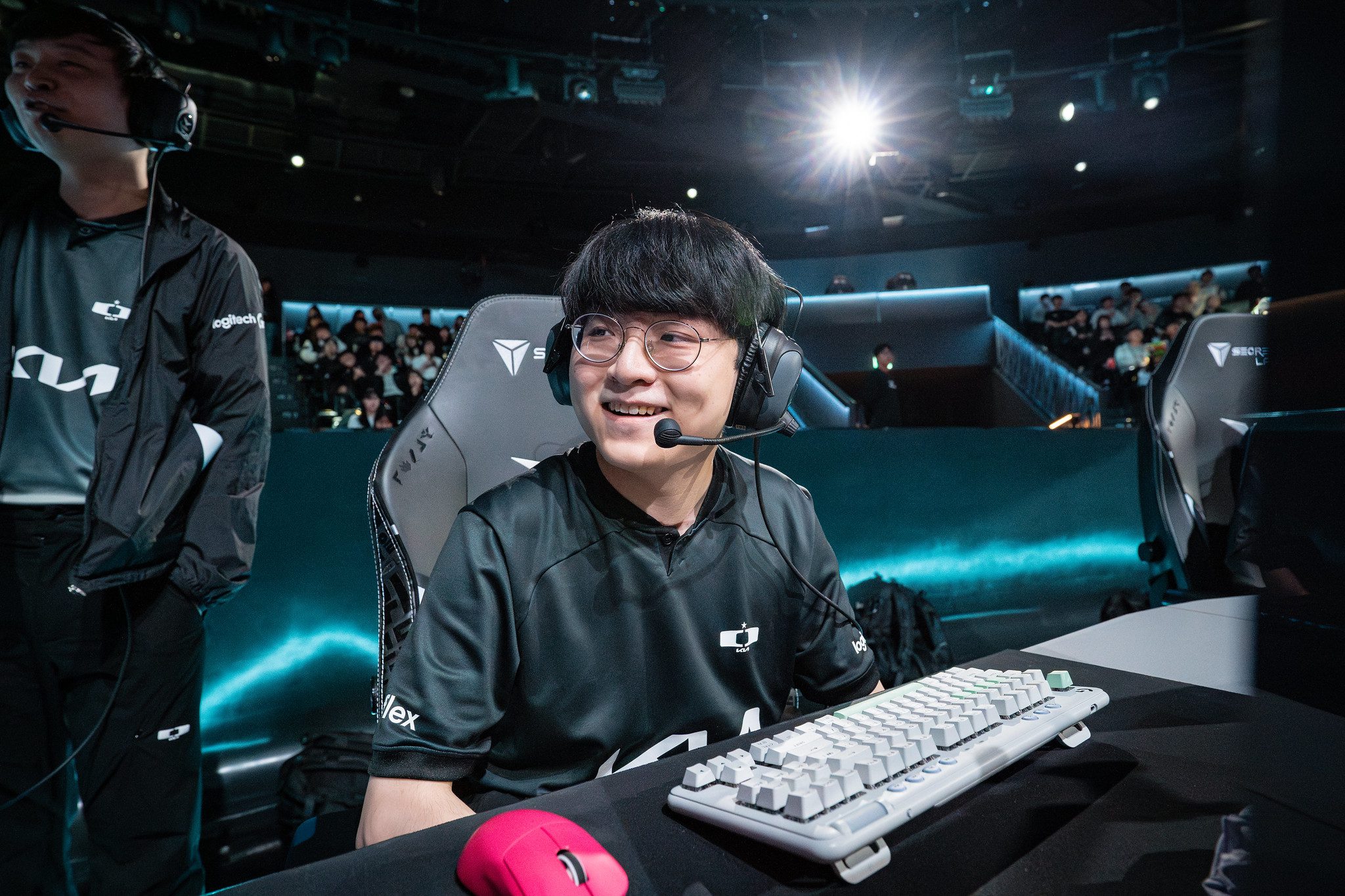 DK wins a dramatic victory against KT