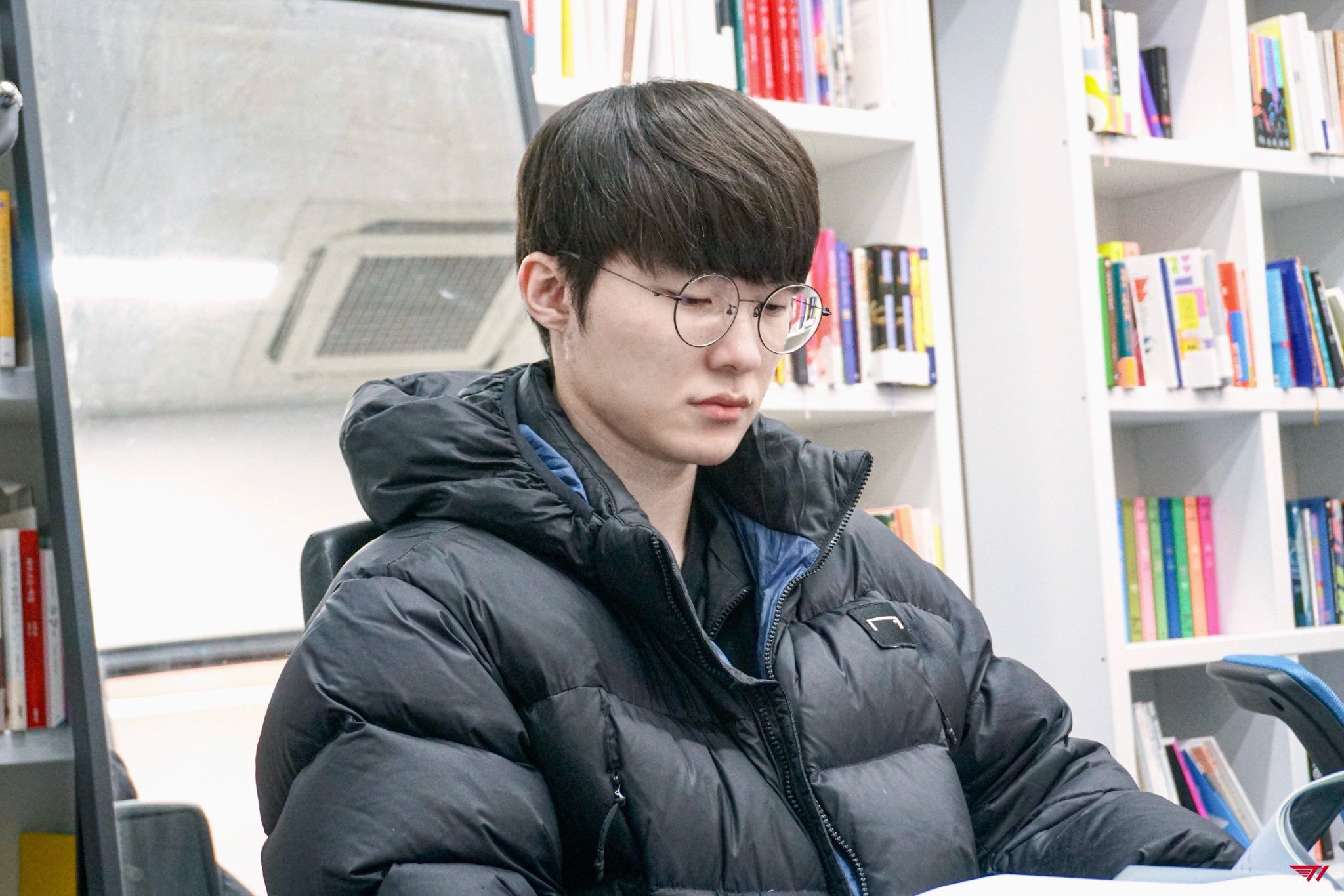 Faker admitted that he spoke about the DDoS issue at the wrong time, impacting HLE's victory
