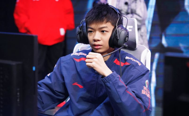 Sheer is a young talent who recently debuted in the LPL in JDG's colors during the Spring Split