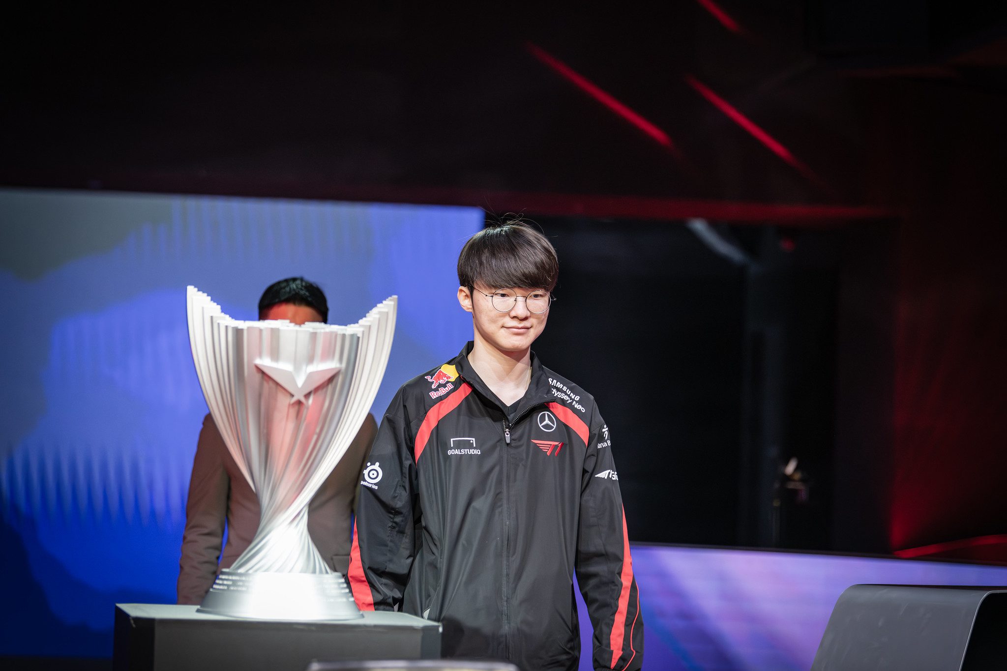 T1 is predicted to have a tough match against HLE in the lower bracket finals