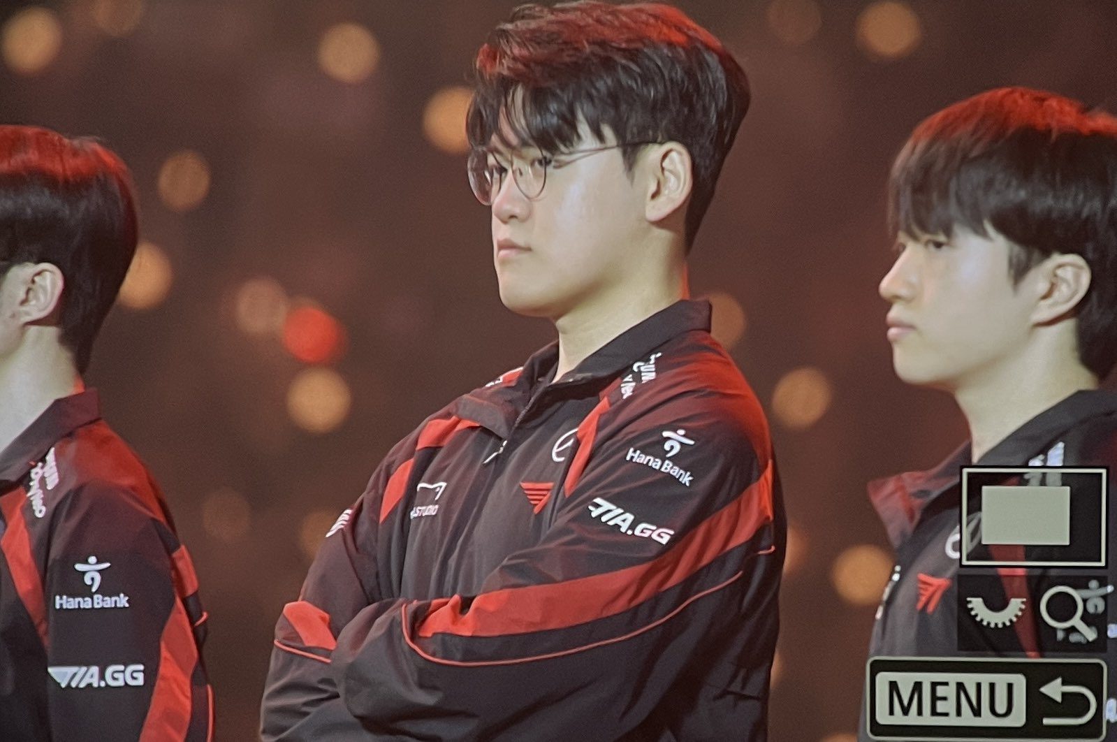 Gumayusi with Aphelios hardly got to play in game 4