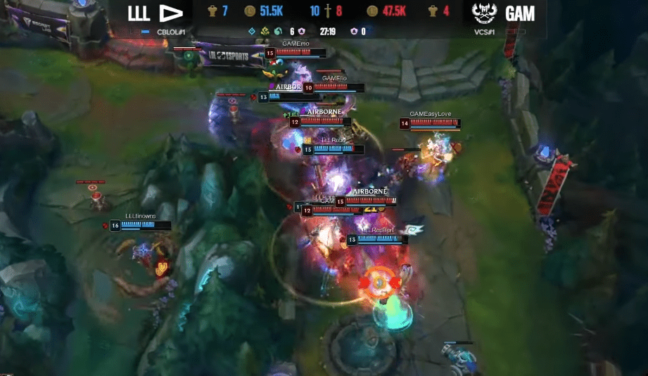 LLL was too impatient in attacking the base and fell into GAM's trap, resulting in their defeat in both the second game and the entire Bo3 match.