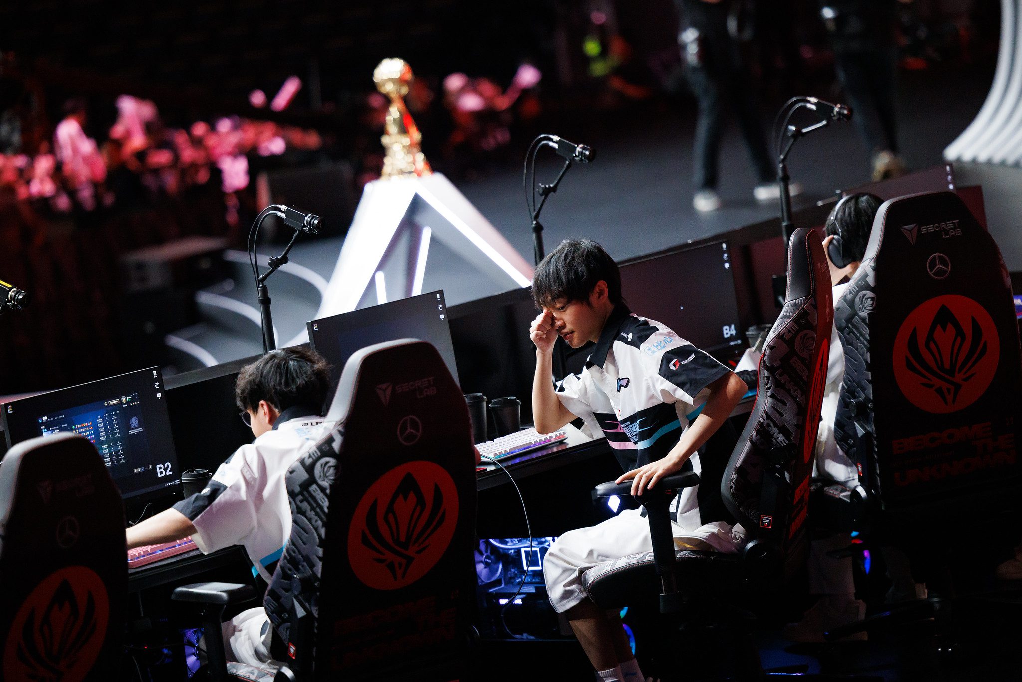 Knight could not defend his MSI championship in the new BLG colors