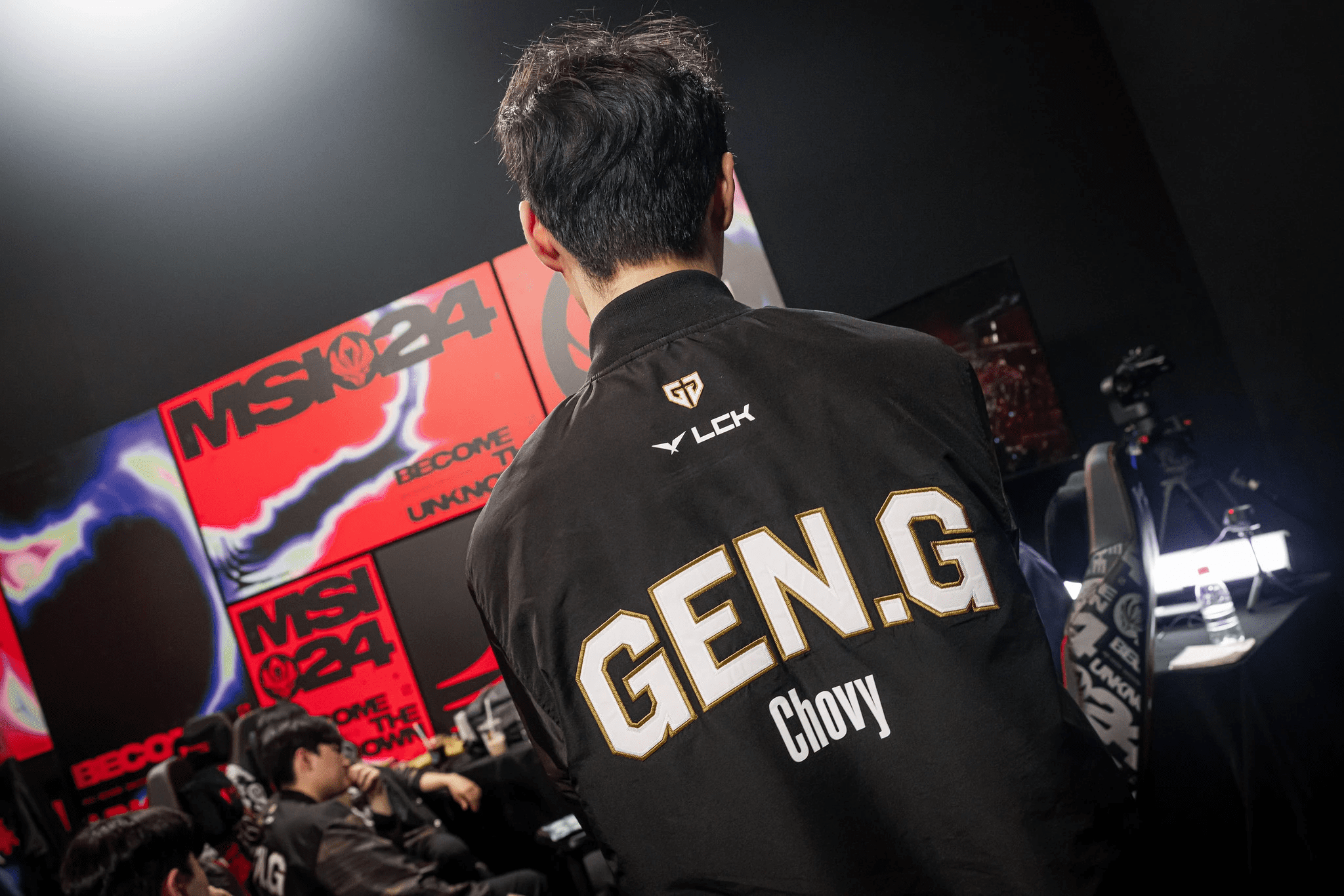 The roaming meta also somewhat affected Chovy's familiar playstyle