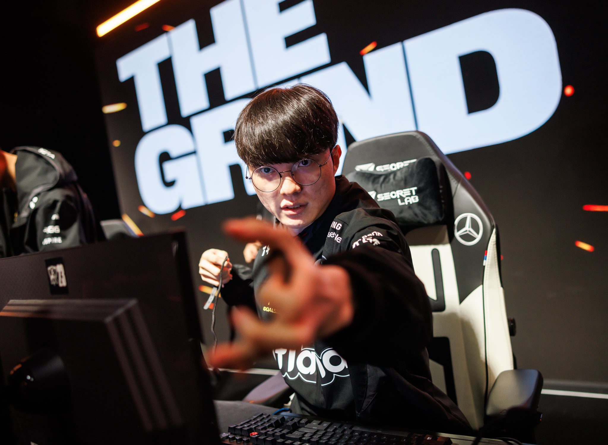 Faker has a wide champion pool but currently focuses on playmaking champions