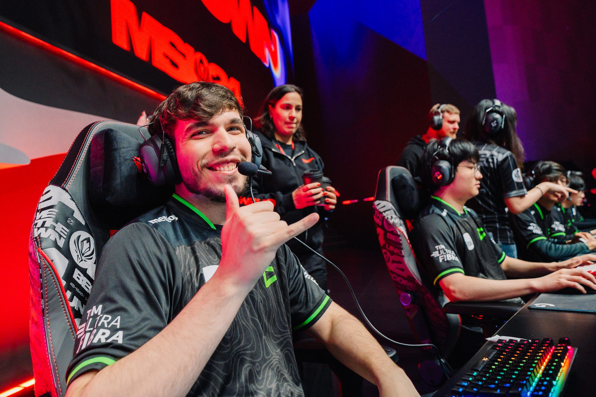 LLL's performance against TES was significantly brighter compared to GAM's against FNC