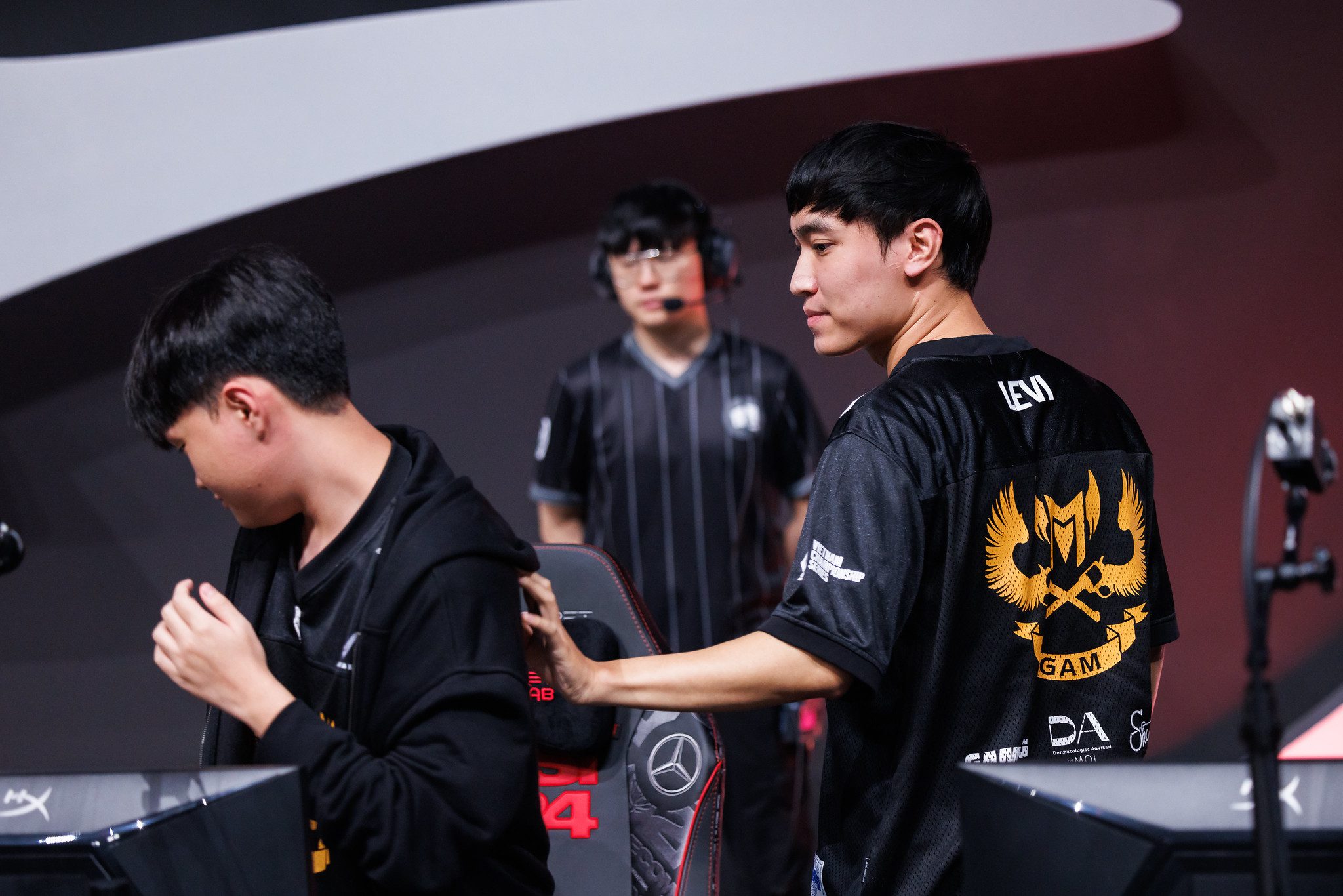 Emo may not have regained his spirits after the 'disastrous' performance against FNC