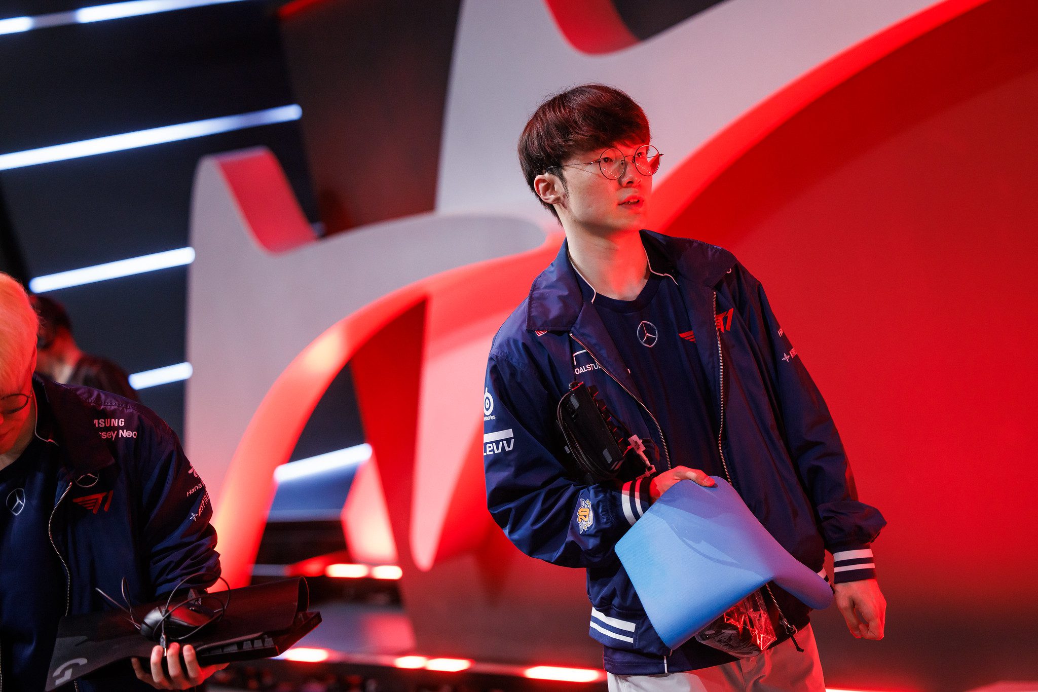 T1 needs to reflect before mentioning other reasons for the loss