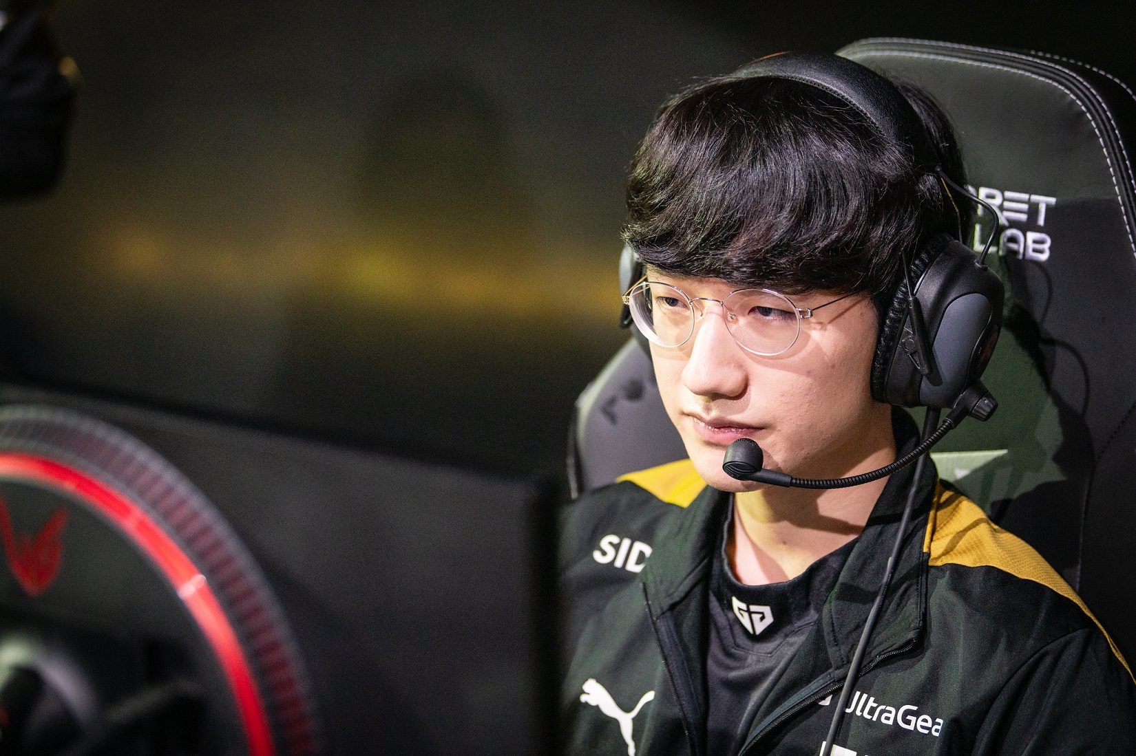 Attractive players like Peanut often have their own fan clubs