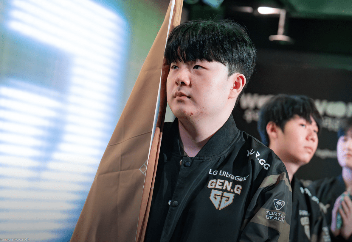Canyon is the first player to use Jungle Zyra in the history of the LCK