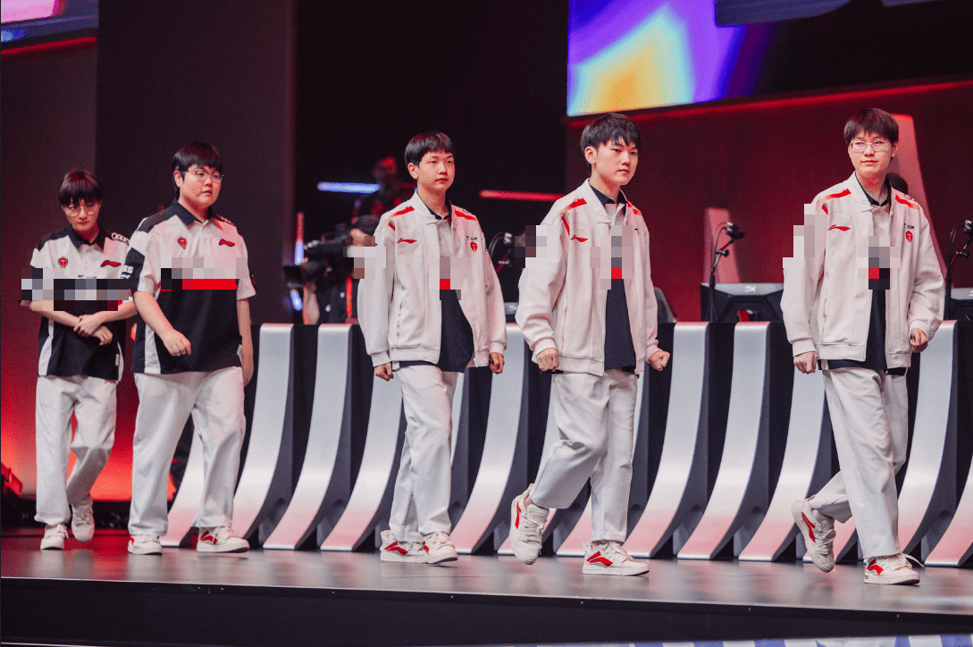Despite being eliminated early at MSI 2024, TES remains the reigning LPL runner-up and a formidable force