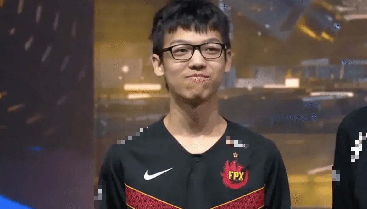 Xiaolaohu was recently expelled from FPX headquarters due to conflicts with management