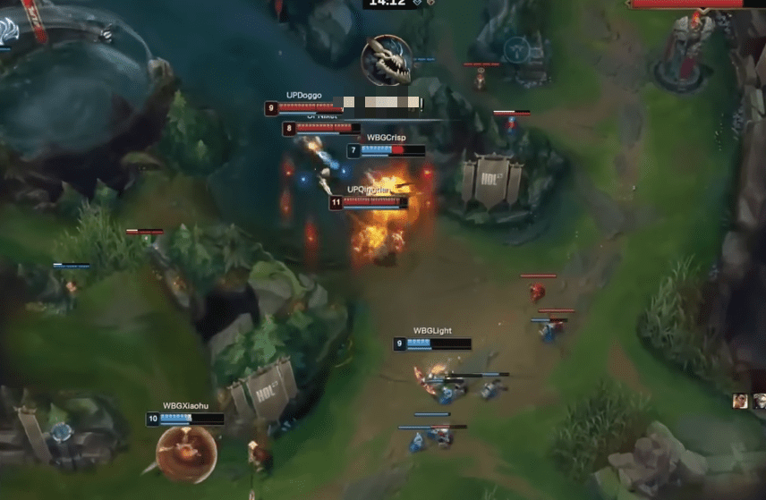 This player frequently makes unnecessary deaths and poor movements, making WBG's situation even worse
