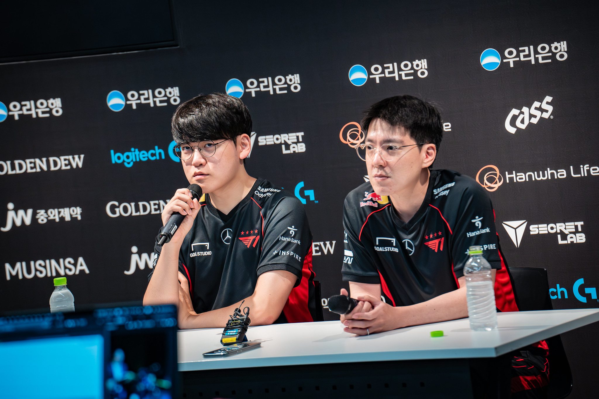Gumayusi believes T1 was nearly defeated when Gen.G banned 2 - 4 of his bot lane champions