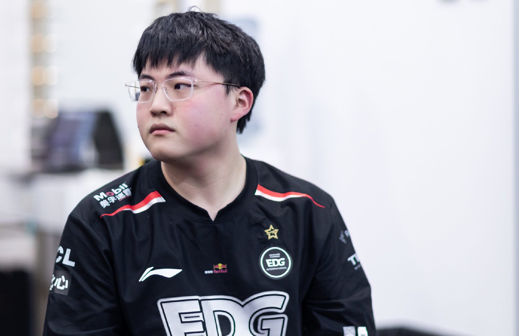 From BLG to EDG, Uzi has not been treated according to his reputation and contributions.