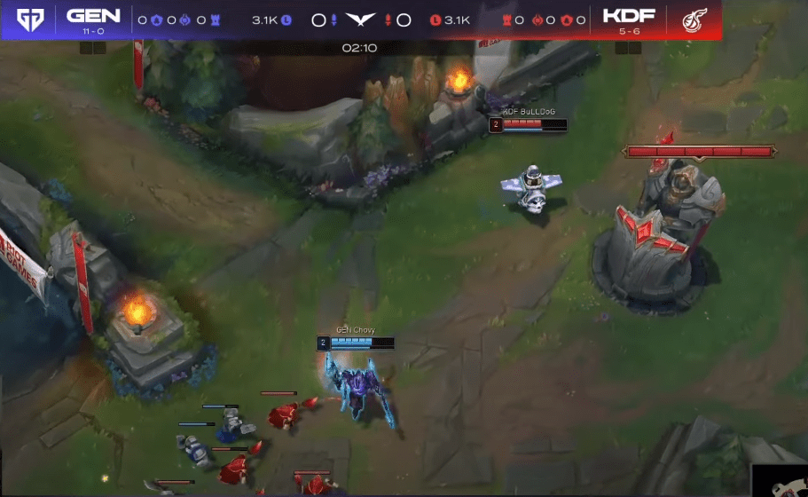 The sight of 2 Marksmen facing off in the Mid Lane is no longer strange in professional League of Legends tournaments