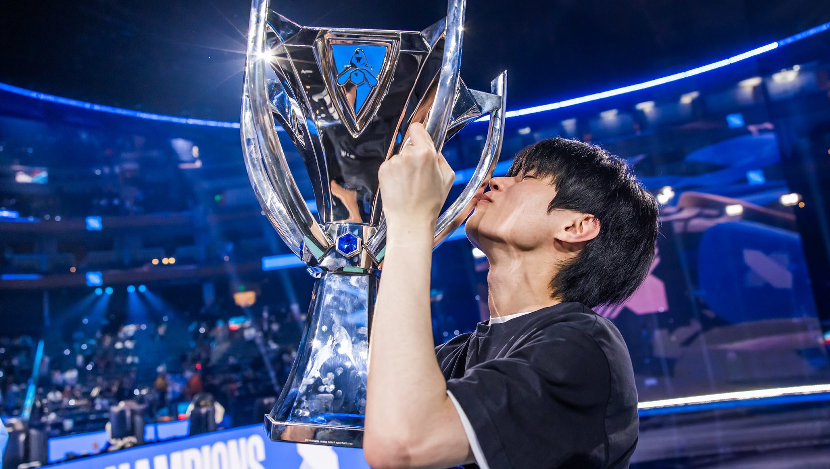 Many thought that the 2022 World Championship would be the final chapter closing Deft's tumultuous journey