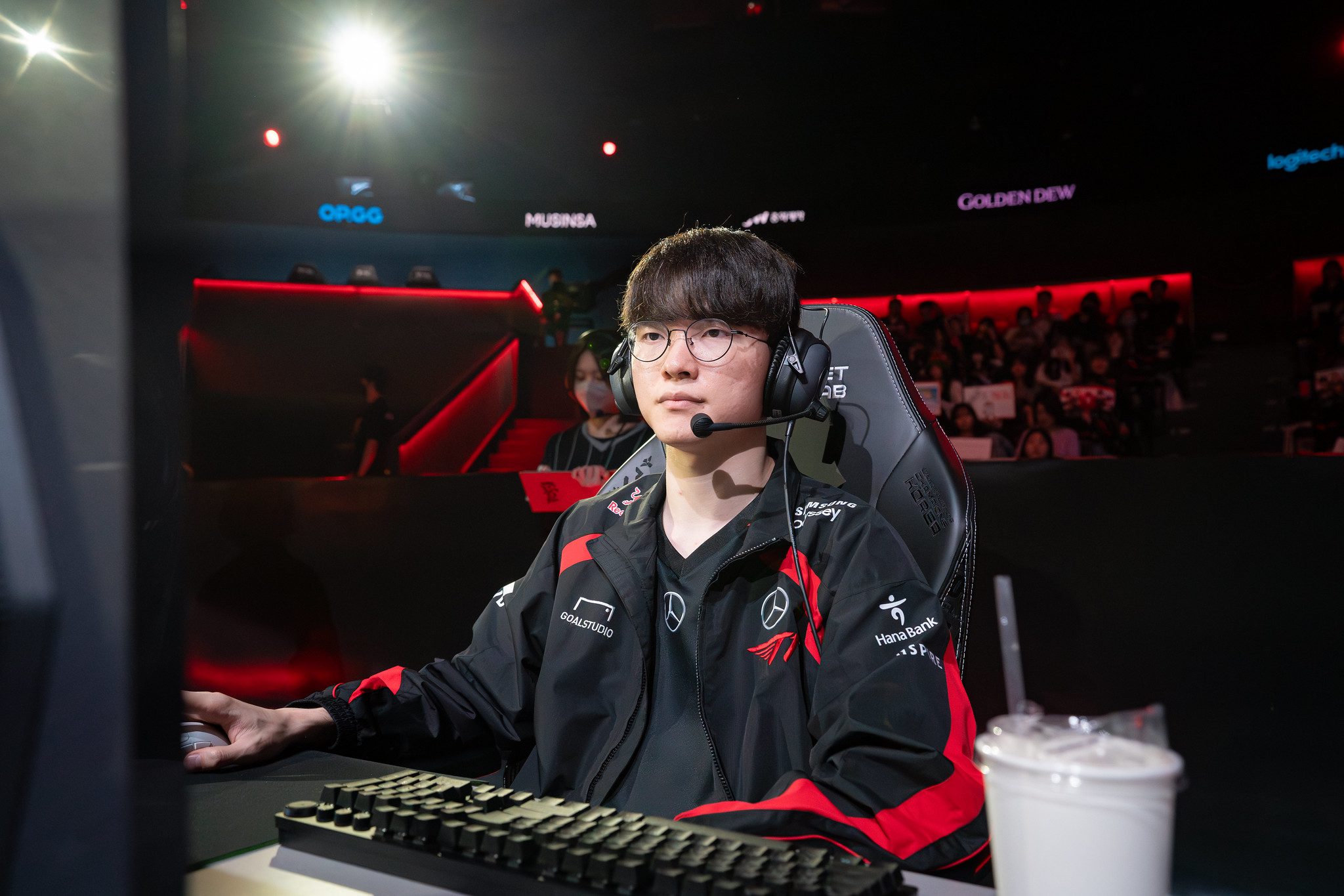 Faker and his teammates must prepare many strategies for the upcoming playoffs