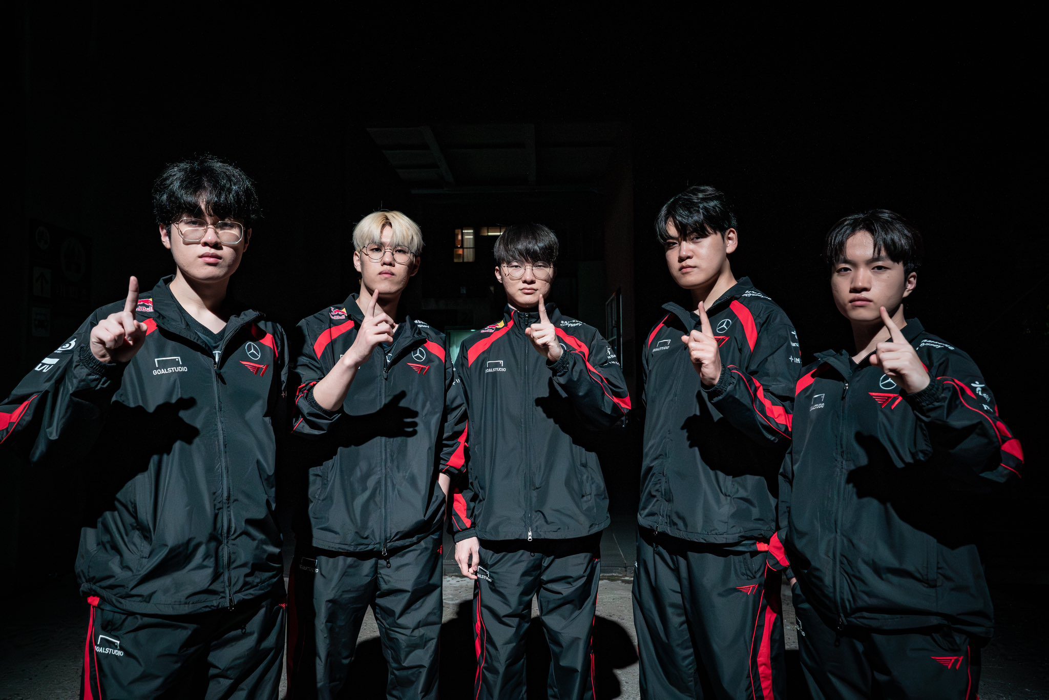 T1 is strongest when they are not bound by the meta but fully utilize each player's strengths
