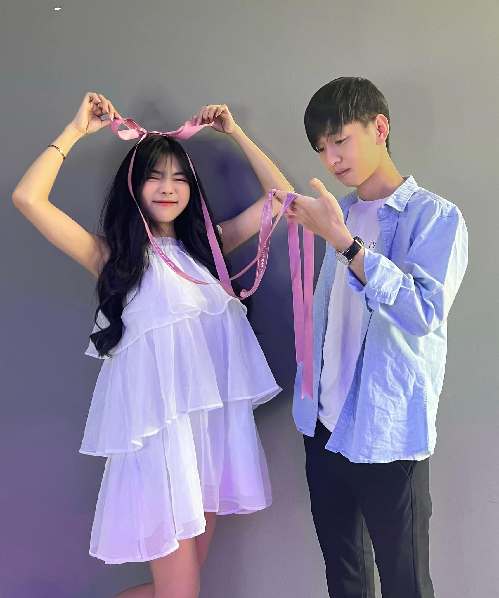 Female host Mai Dora releases a sexy Ahri cosplay photoshoot