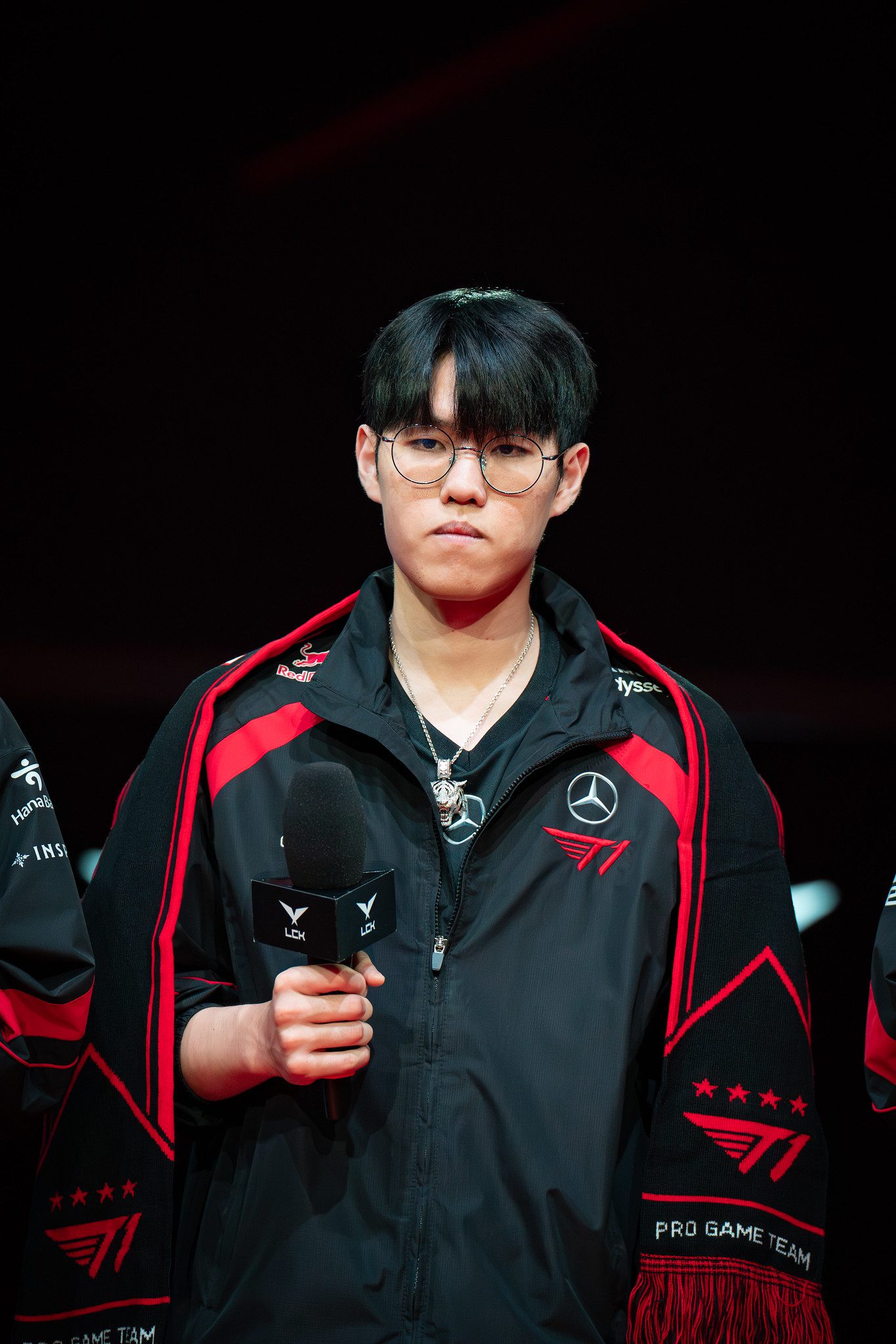 He was criticized by a section of extreme fans for allegedly undermining the team's efforts