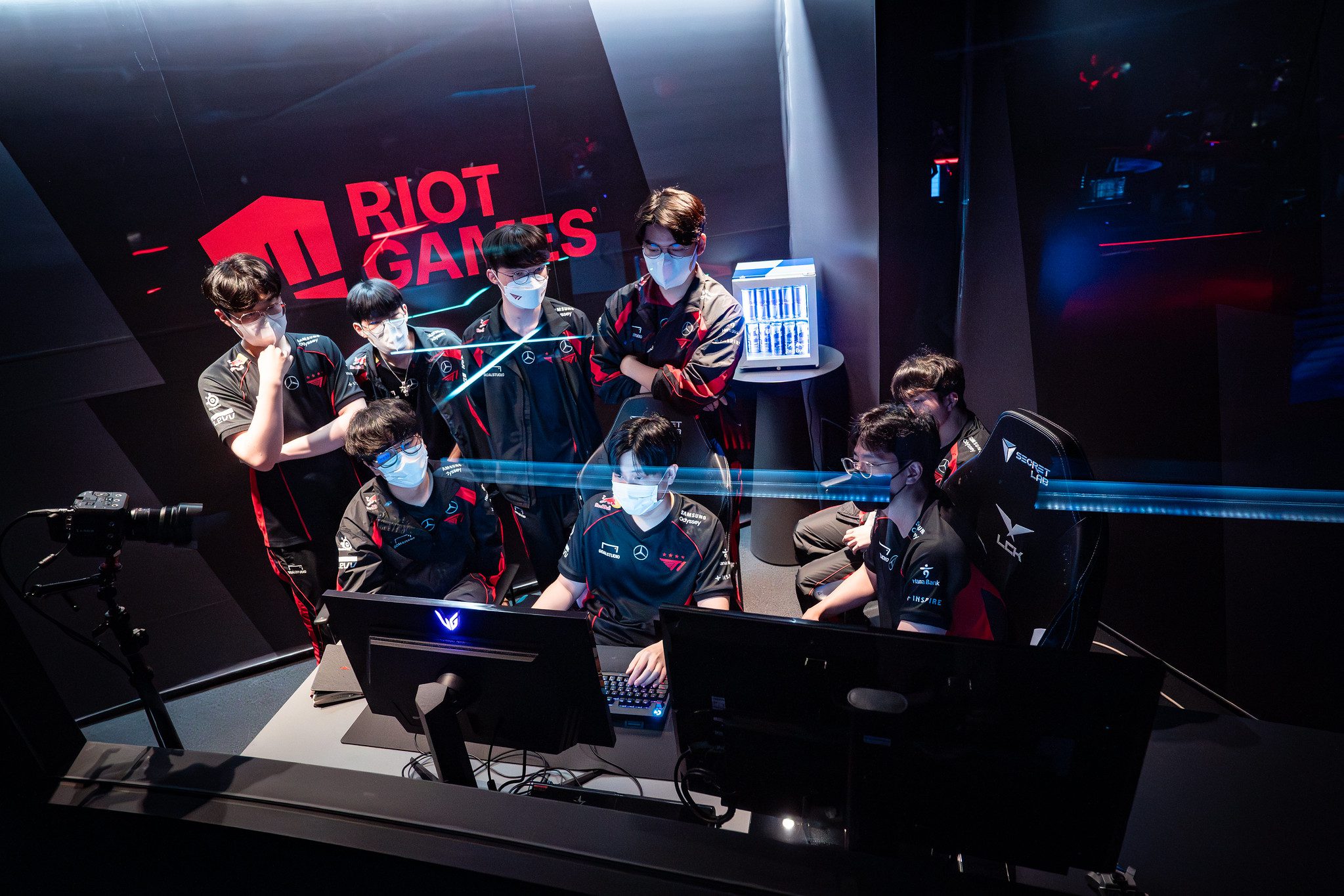 And Faker cannot confidently assert that T1 will smoothly advance through playoffs
