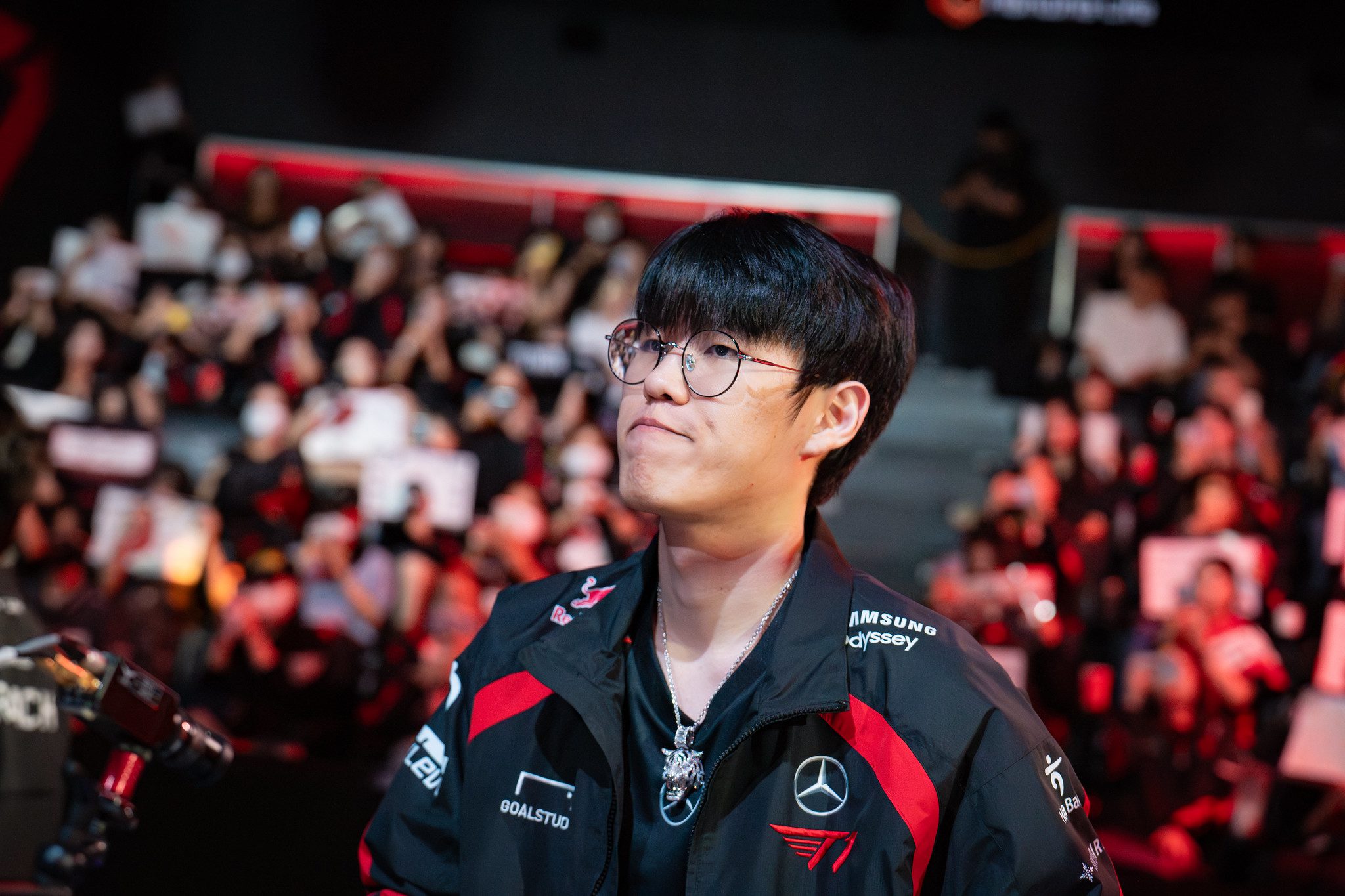 Oner maintains top form despite fluctuating performances from teammates he interacts with most in matches like Faker or Zeus