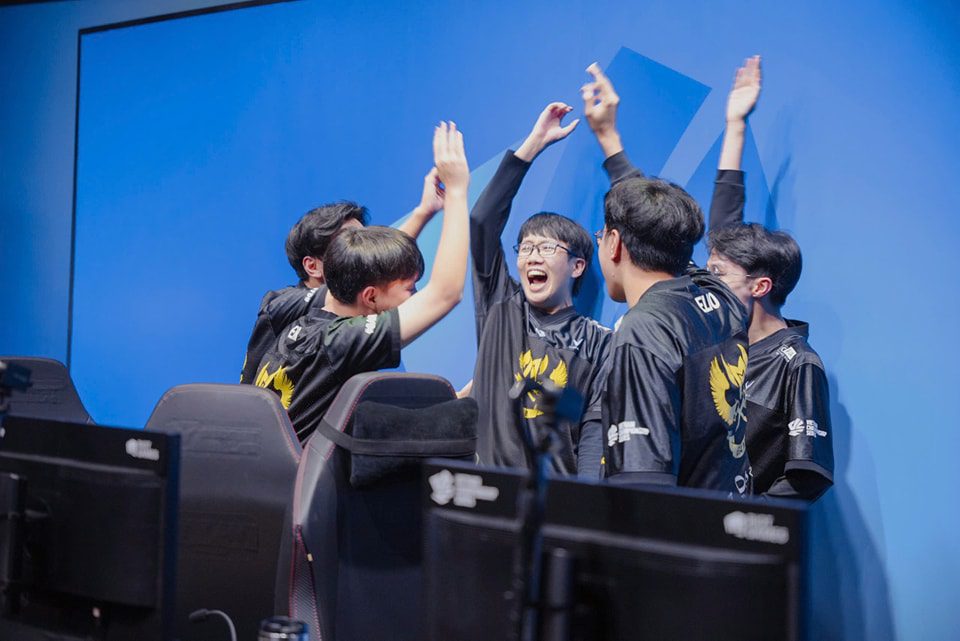 Fans of VCS will witness players competing offline after many years