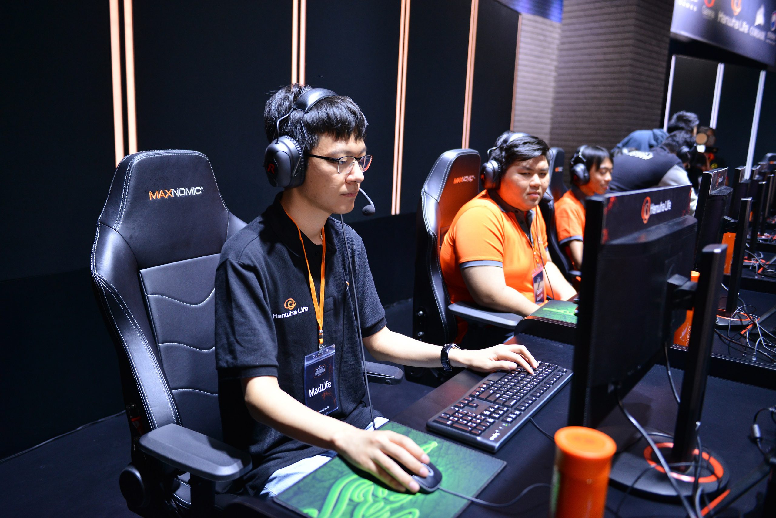 League of Legends has a very large player community