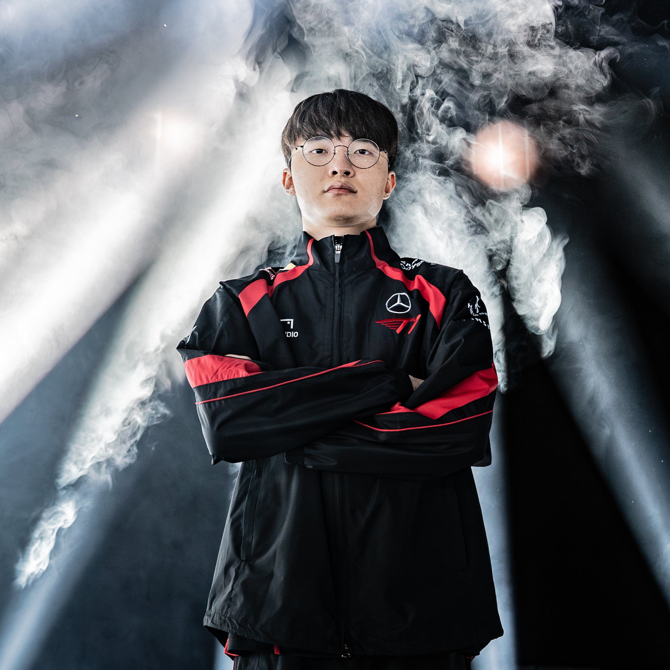 Faker simultaneously holds 3 historic records: player with the most World Championship titles, player with the most finals appearances, and player with the most World Championships attended