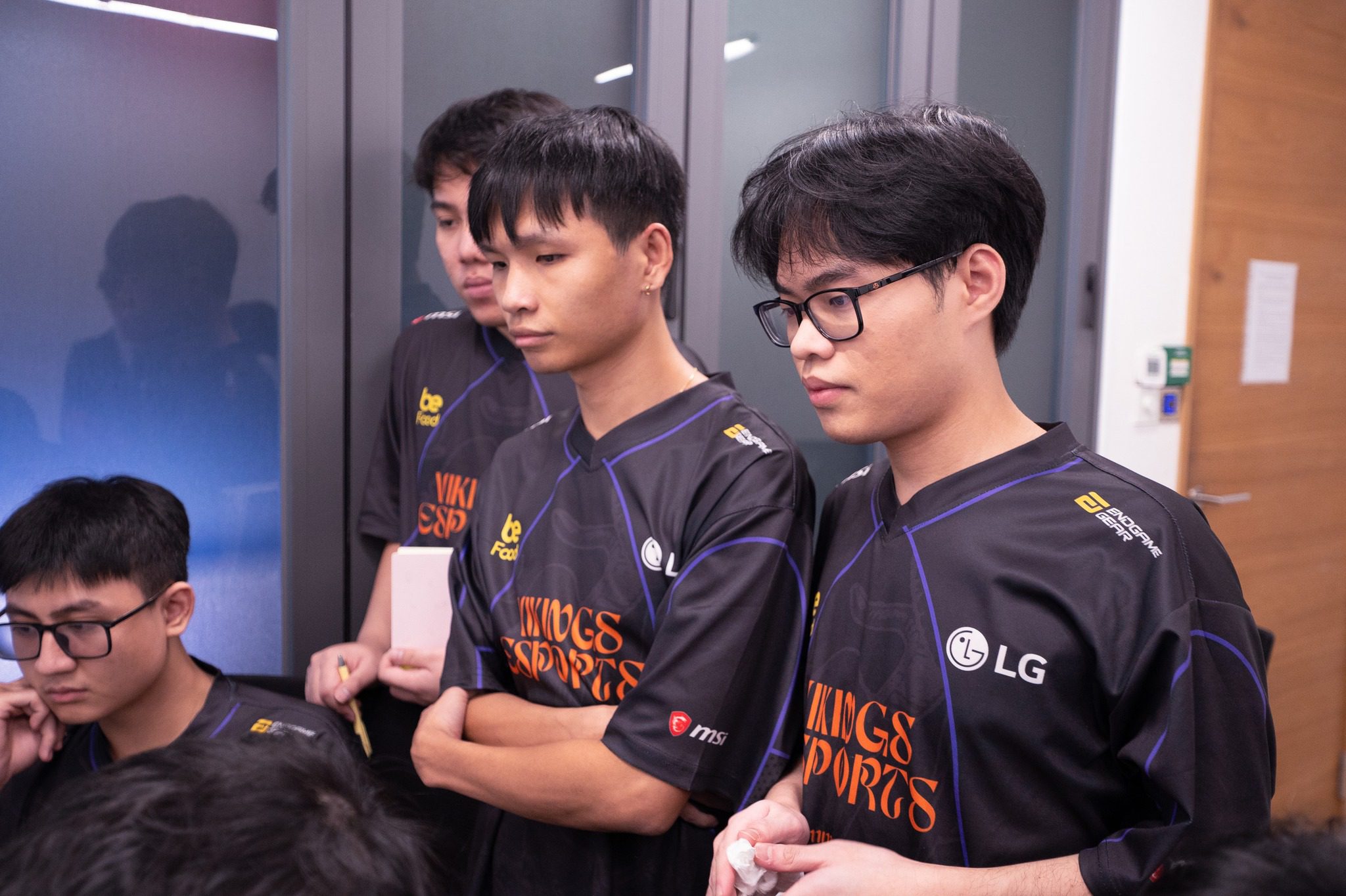 The strongest opponents in VKE's bracket are MAD and PSG - two familiar names on the international stage