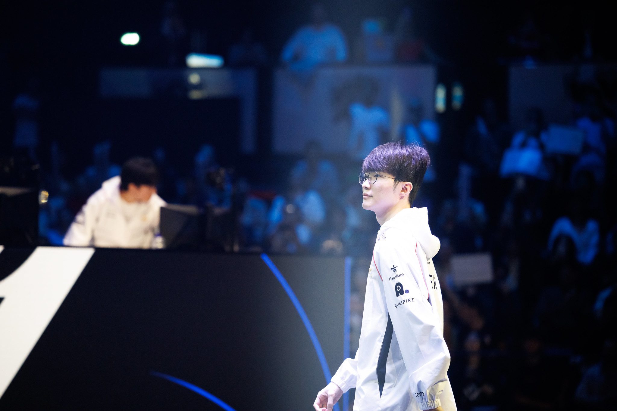 Compared to Faker who always knows how to shine at the right moment, Chovy is still far behind