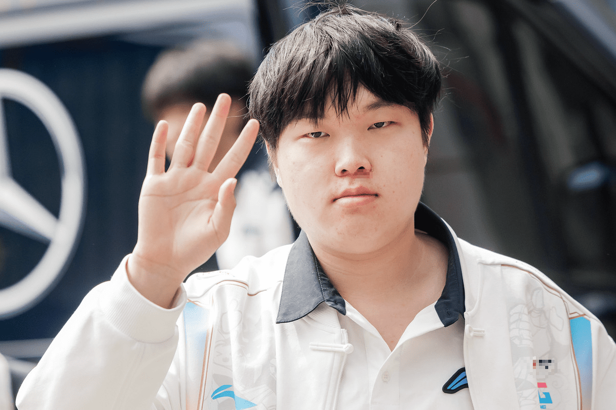 Bin needs to win Worlds to truly become the 'strongest top laner currently'