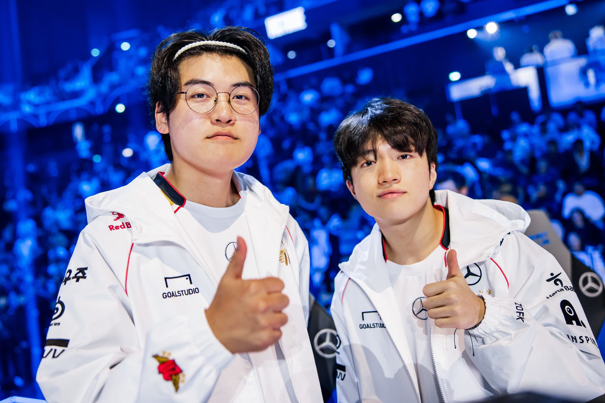 T1 easily overcame TES in the Quarterfinals