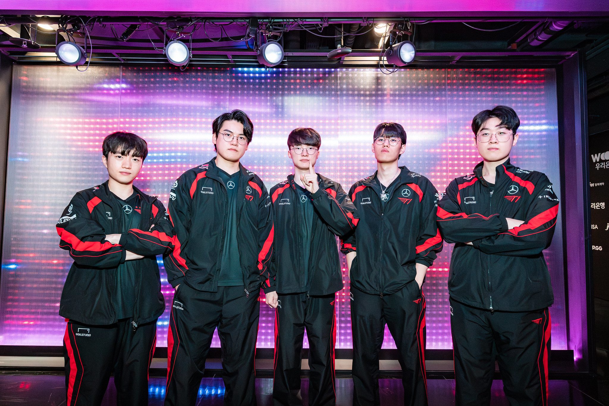 Before facing TES, T1 has only encountered LPL teams in their opening match once, and historically, T1 has never lost their opening match.