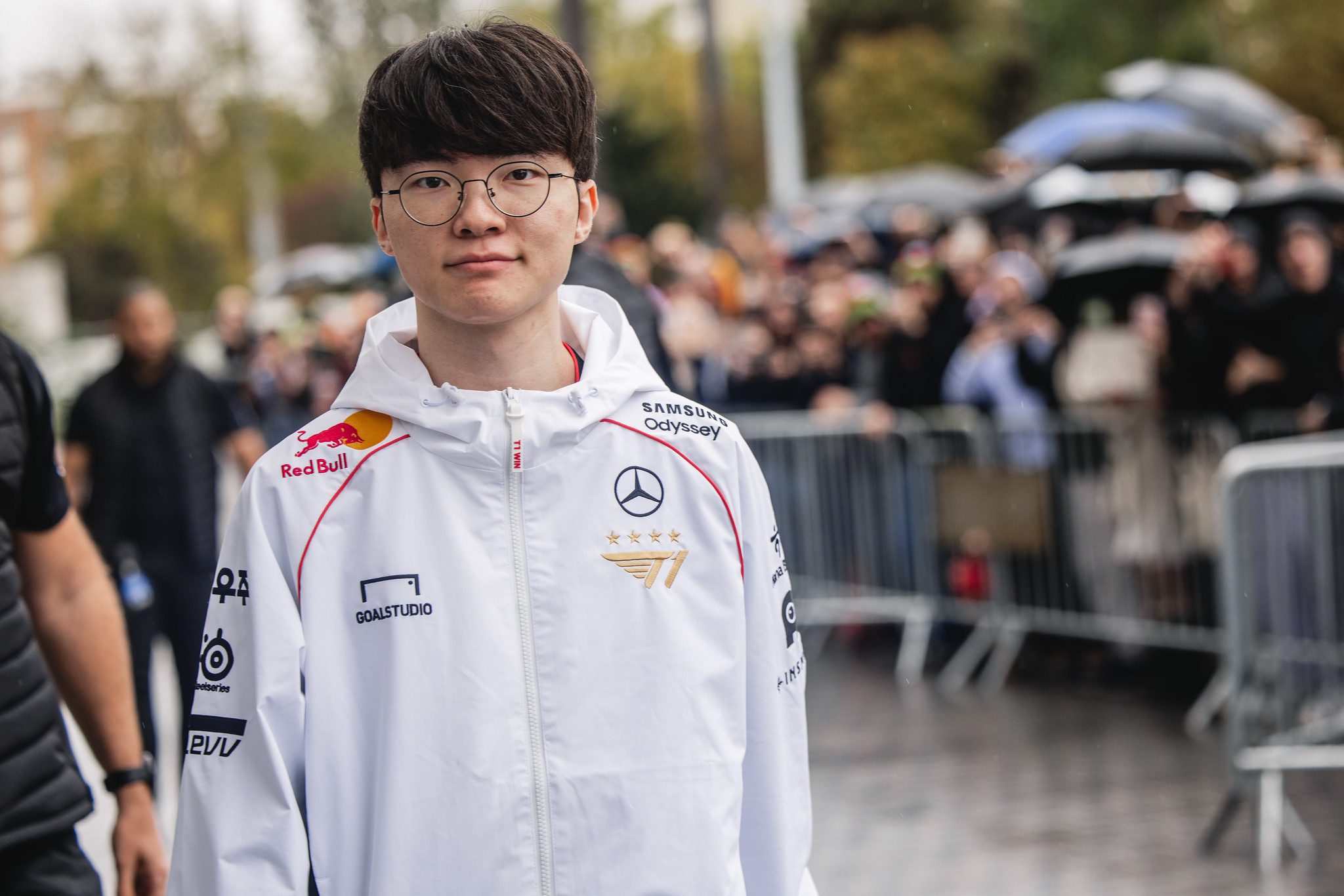 Both T1 and Gen.G are preparing for a crucial match