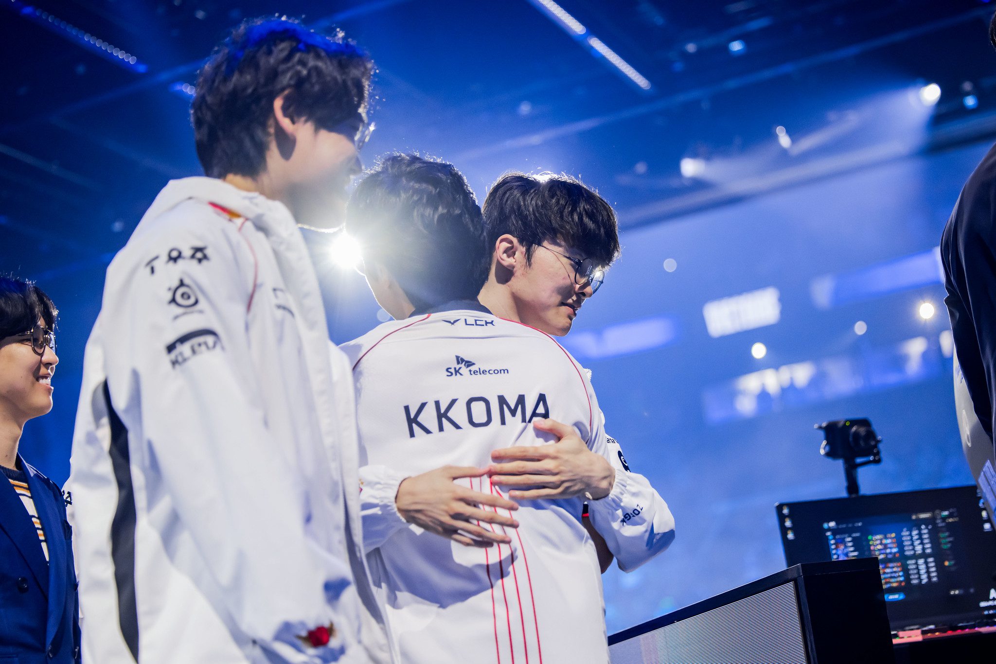 Amid T1's victory, another team is also mentioned