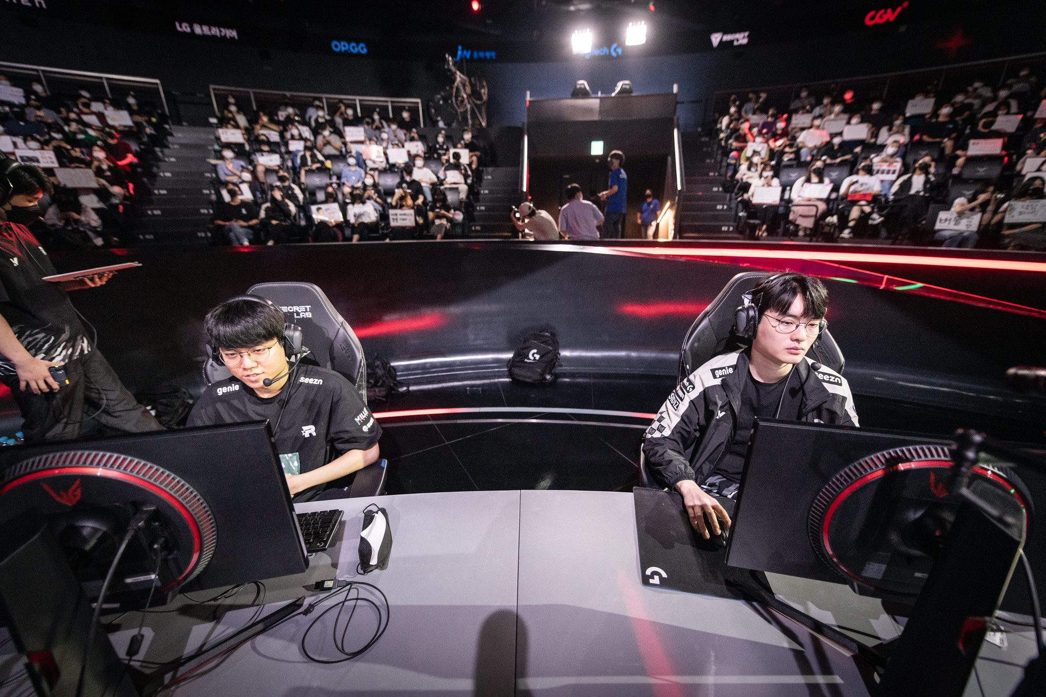 In 2022, DRX faced KT in the first match of the regional qualifiers