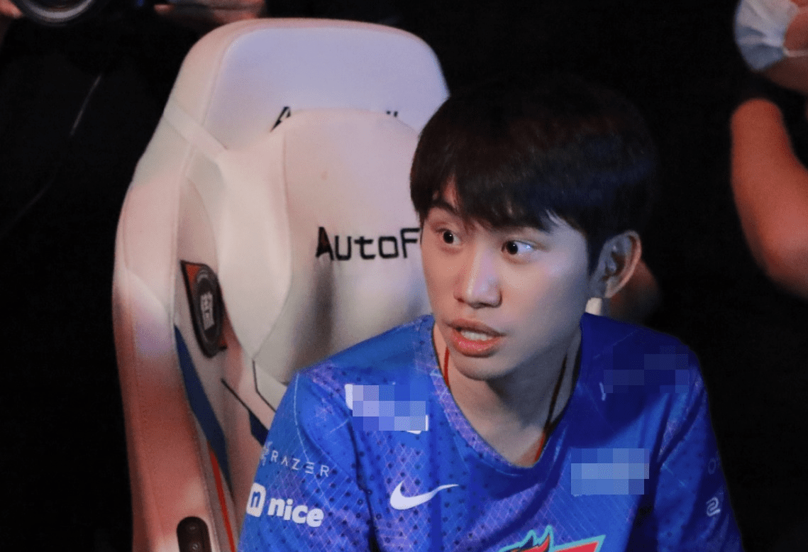 Doinb revealed that many players in the LPL will 'flee' this region in search of better compensation