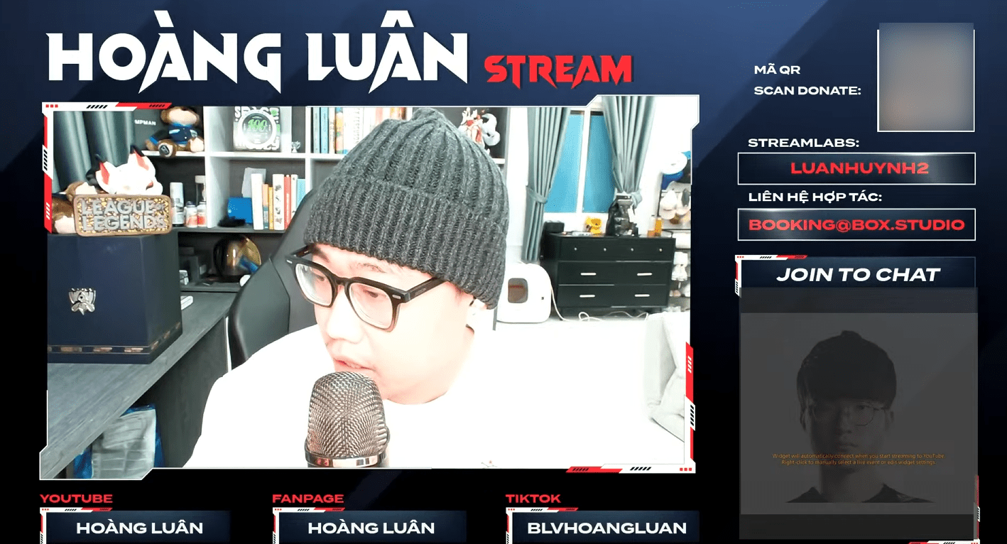 Commentator Hoàng Luân's comments are perceived by viewers as quite one-sided, favoring Zeus and his agency while being detrimental to T1