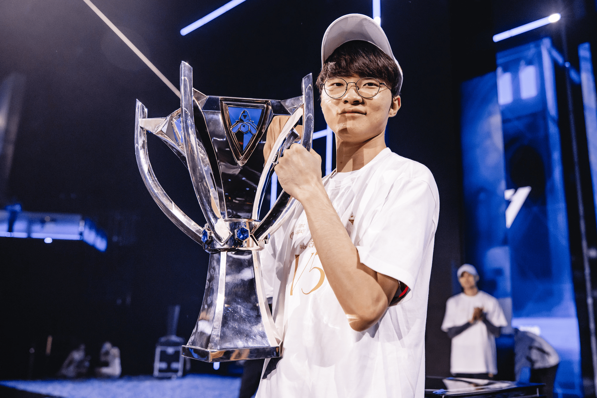 It is almost certain that Faker will not retire at this time