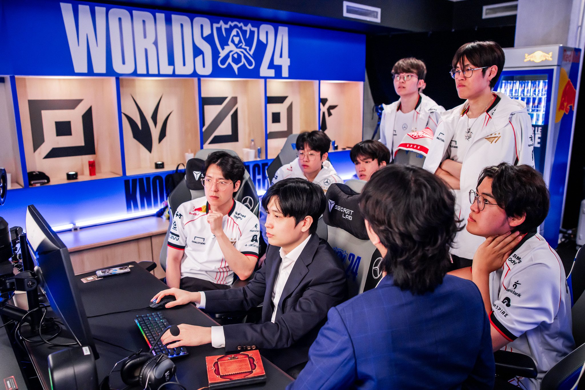 T1 no longer continuously hands over comfort champions to opponents