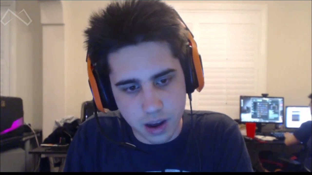 IWDominate is famous for being a former League of Legends player, skilled and often attacking T1