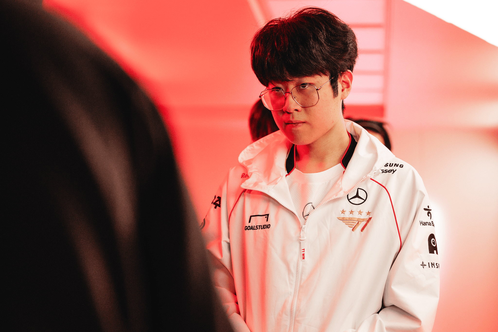 T1 - Zeus Drama: What Seemed Settled Now Has a Surprising New Twist