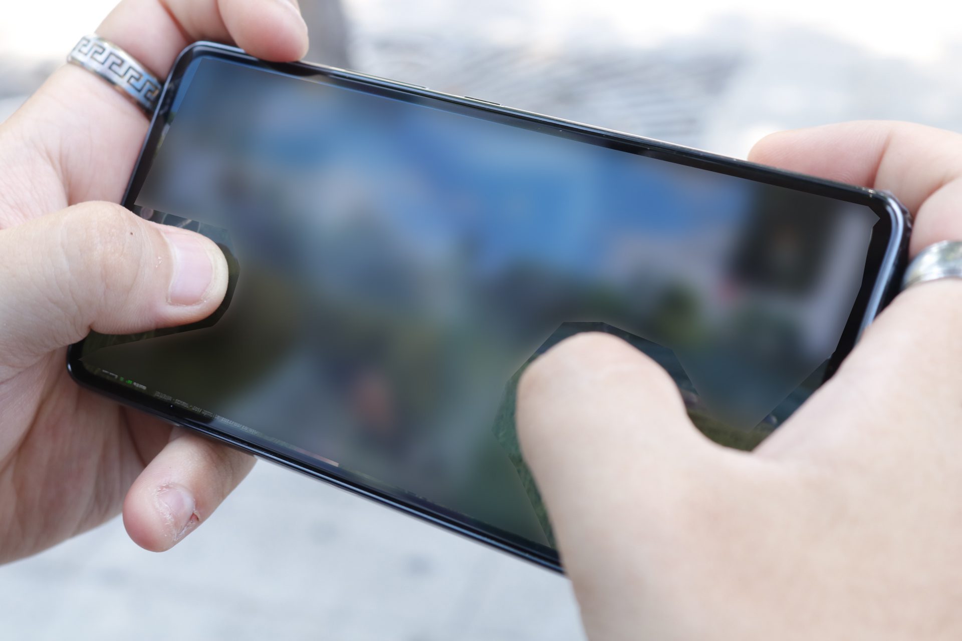 When there's no PC, A. is ready to play on his phone